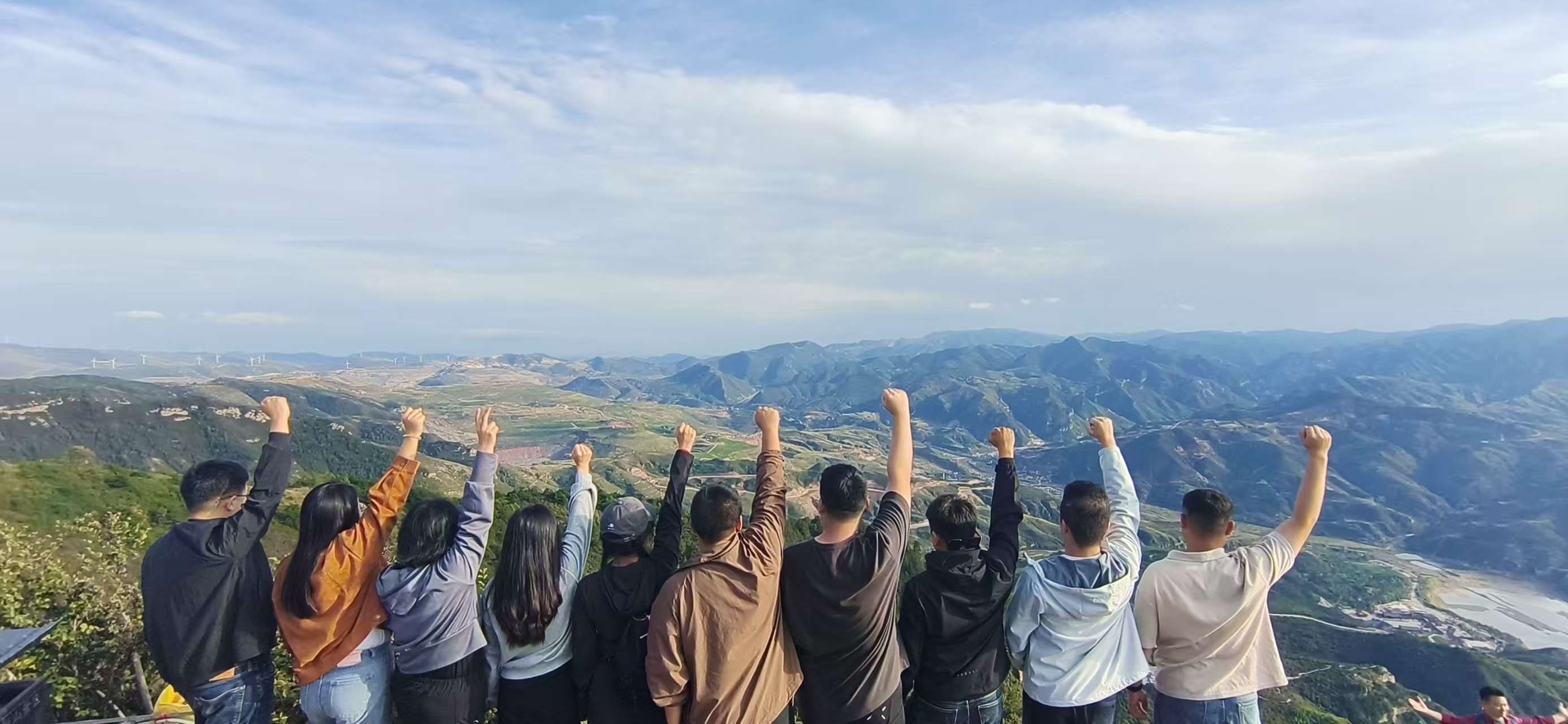 微信图片_202509231533021.jpg 微信图片_202509231533021.jpg